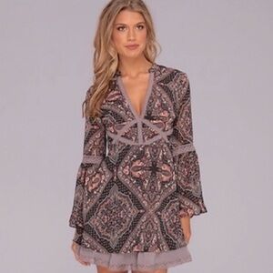 Free People Moonlight Bay Paisley Print Bell Sleeve Boho Layered Mini Dr…